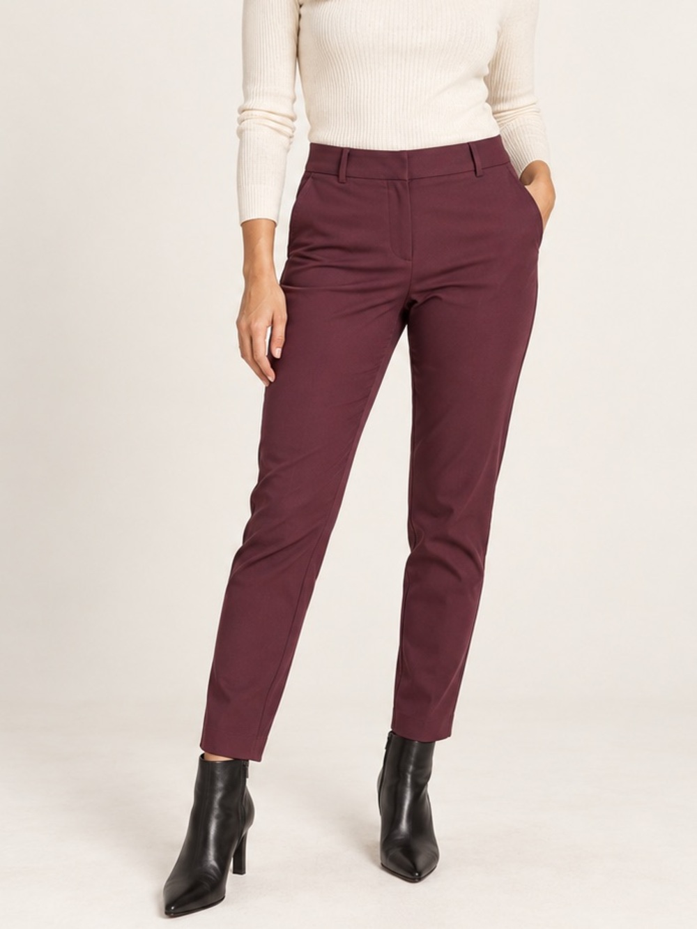 RW&CO Signature Fit Bugundy Ankle Pants Size 8